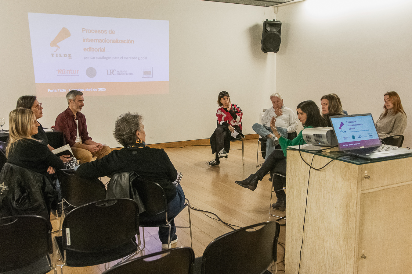 Editorial UPC Mesa de trabajo (24 de 86) (1)